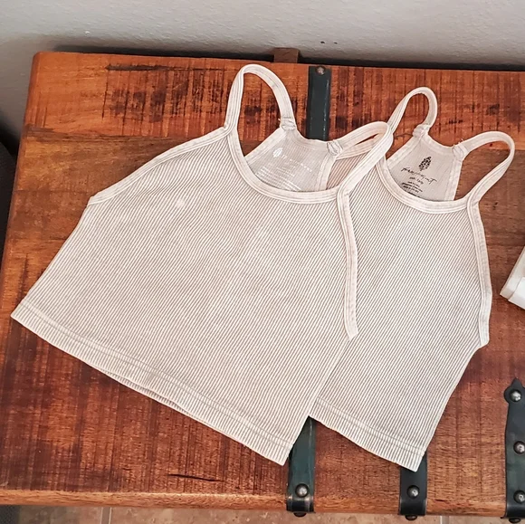 🌸 Free People Happiness Runs Crop Tank Top 🌸 - Picture 3 of 16